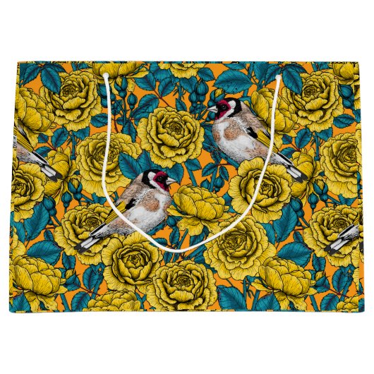 Rozen bloemen en goudvinken groot cadeauzakje (Voorkant)