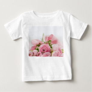 Rozen voor roze bruiloft