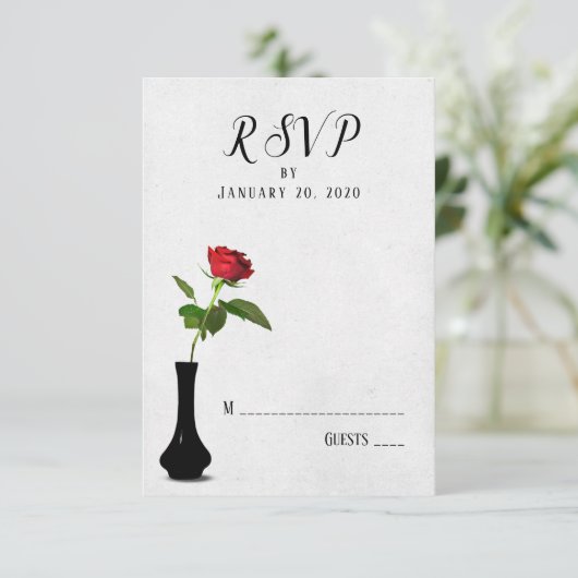 RSVP in vase met een enkele roodroos bruiloft (Staand voorkant)