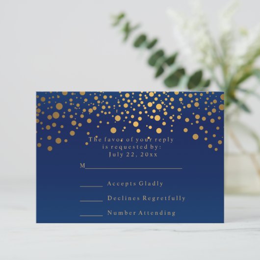 RSVP Stylish Navy Blue & Confetti Gold Dot Mariage (Debout devant)