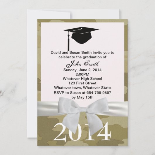 Ruban Blanc Et Camouflage Graduation Invitation (Devant)