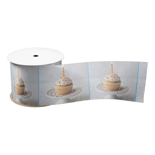 Ruban En Satin Birthday Cupcake with a Candle (Bobine)