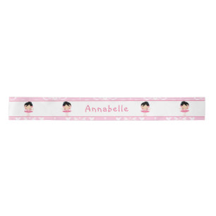 Ruban En Satin Cadeau de Ballerina aux cheveux noirs mignons