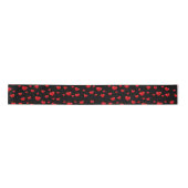 Ruban En Satin Coeurs rouges sur noir (Devant)