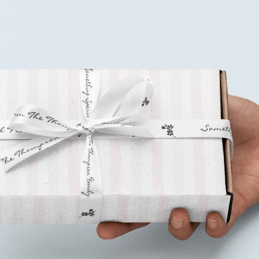 Ruban En Satin De Nom De Famille Script Cadeau Fleur Noir Blanc