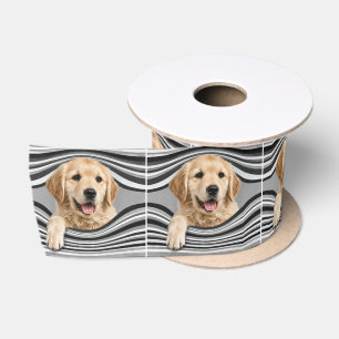 Ruban En Satin Golden Retriever dans un trou rayé abstrait