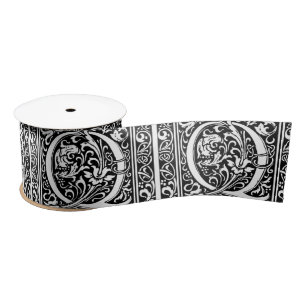 Ruban En Satin Lettre Q Monogramme médiéval Art Nouveau