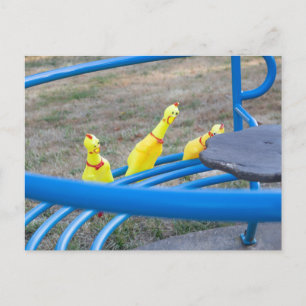 Rubberen kippen in een draaimolen briefkaart
