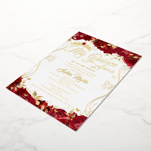 Ruby Floral Garden Scroll Mis Quince Quinceanera Folie Uitnodiging (Gedraaid)