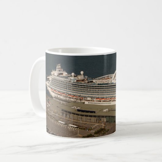 Ruby Princess Cruise, SF Mug (Devant gauche)