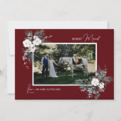 Ruby Red Greenery  Merry Getrouwd Foto Feestdagenkaart (Voorkant)