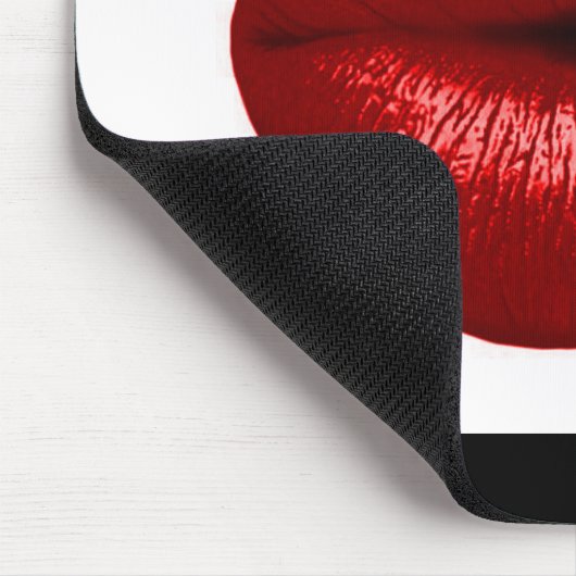 RUBY RED LIPSTICK MAKEUP BEAUTY MODE SALLIPS MUISMAT (Hoek)