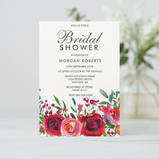 Ruby Red Rose Bridal Shower Invitation (Debout devant)