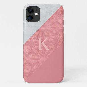 Ruddy Pink Batik en Grey Waterverf Letter iPhone 11 Hoesje