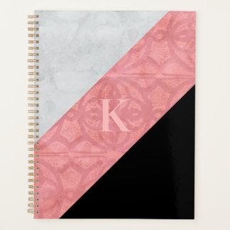 Ruddy Pink Batik en Grey Waterverf Letter Planner