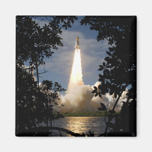 Ruimtesluiting Atlantis liften van 9 Magneet
