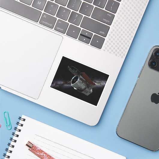 Ruimtetelescoop-ruimtetelescoop met infraroodstral sticker (Laptop met iPhone)