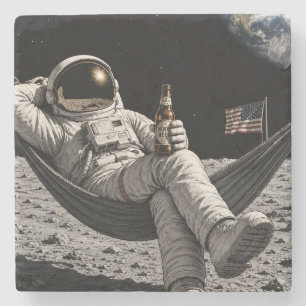 Ruimtevaarder die bier drinkt op de maan stenen onderzetter