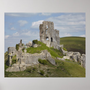 Ruins van Corfe Castle, nabij Wareham, Dorset, Poster