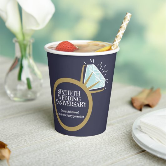 Ruitenring voor 60e trouwdag speelt leuke feiten papieren bekers (Insitu)