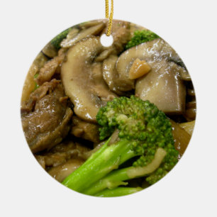 Rundvlees, broccoli en champignonbroed keramisch ornament