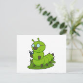 Rups als nerd met bril en boek briefkaart (Staand voorkant)