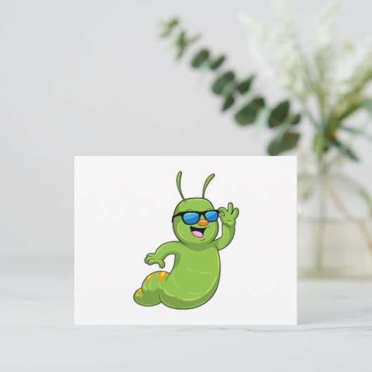 Rups met zonnebril briefkaart (Staand voorkant)