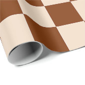 Rust brown and beige checkerboard pattern cadeaupapier (Rol Hoek)