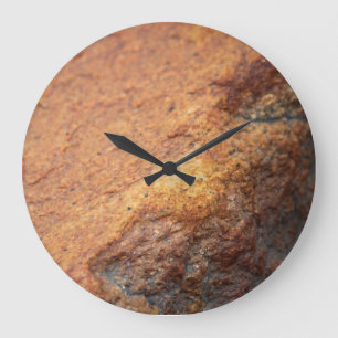 Rust Colour Granite Rock Wall klok