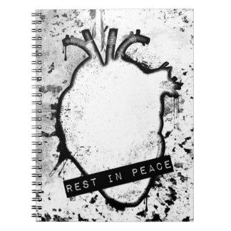 rust in het anatomische hart in vrede notitieboek