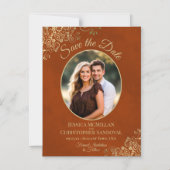 Rust Orange & Gold Wedding Save Date Oval Photo Magnetische Uitnodiging (Voorkant)