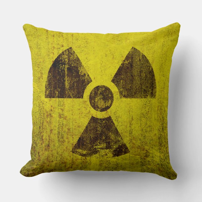 Rusted Radioactive Symbol Kussen (Voorkant)