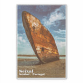 Rusted Shipwreck strandde of strandde op een stran Sticker (Voorkant)