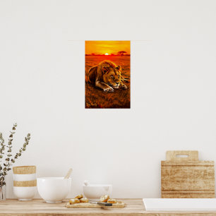 Rustende mannelijke leeuw op gouden savanne poster