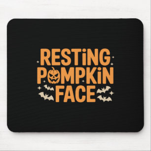 Rustende pompoen gezicht vet t Halloween T-shirt Muismat