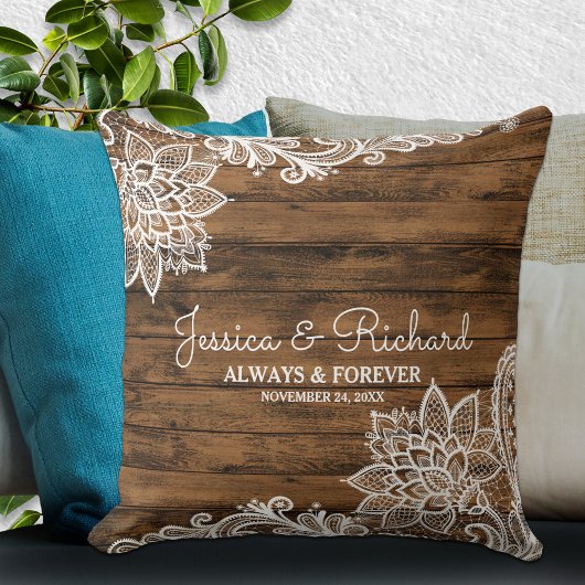 Rustic Barn Wood et dentelle Mariage Coussin