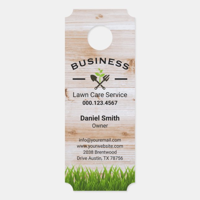 Rustic Barn Wood Lawn Care & Landscaping Service (Voorkant)