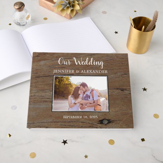 Rustic barn wood pattern photo couple wedding gastenboek (Voorkant open)