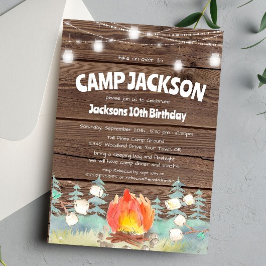 Rustic Barnwood Camping Birthday Uitnodiging