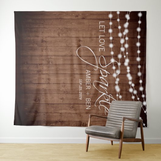 Rustic Barnwood String Lights Custom Wedding Wandkleed (In Situ (horizontaal))