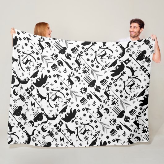 Rustic Black Owl Beer Deer Fox Woodland Pattern Fleece Deken (In situ)