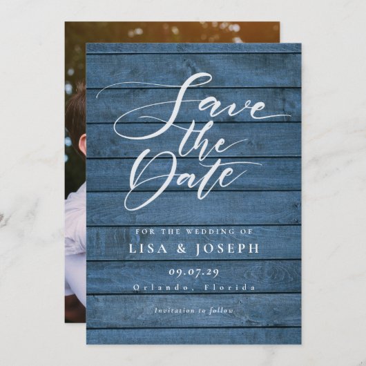 Rustic Blauw Hout Elegante Script Foto Bruiloft Save The Date (Voorkant / Achterkant)