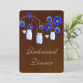 Rustic Blue Mason Jars Rehearsal Dîner Invitation (Debout devant)