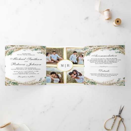 Rustic Boho Pampas Eucalyptus Wreath Weddenschap Drieluik Uitnodiging (Binnen)