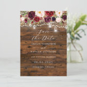 Rustic Burgundy Lights Wedding Save The Date Kaart (Staand voorkant)