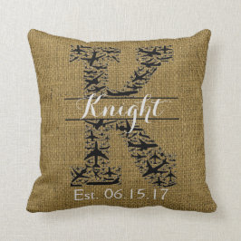 Rustic Burlap Airplane Split Monogram "K" Kussen