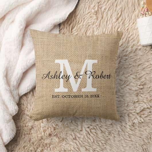 Rustic Burlap White Monogram Wedding Keepslag Kussen (Deken)