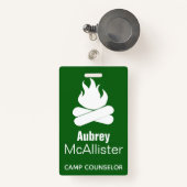 Rustic Campfire & Trees | Camp Counselor Badge (Voorkant met intrekbare)