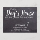 Rustic Chalkboard We hebben Dog Moving Aankondigingskaart (Voorkant)