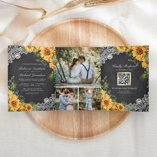 Rustic Chalkboard zonnebloemen QR Code Weddenschap Drieluik Uitnodiging